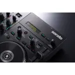 Roland DJ-707M - DJ Controller